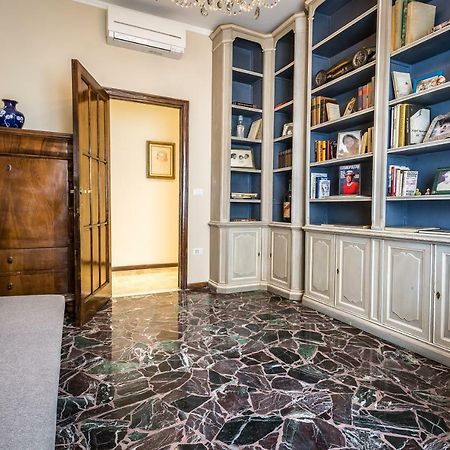 Ferrhouse Charm In Florence Two Lifts Kültér fotó
